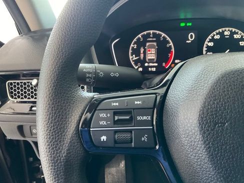 Certified 2025 Honda Civic LX image 9