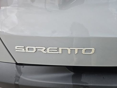 Certified 2023 Kia Sorento SX Prestige AWD/4WD image 5
