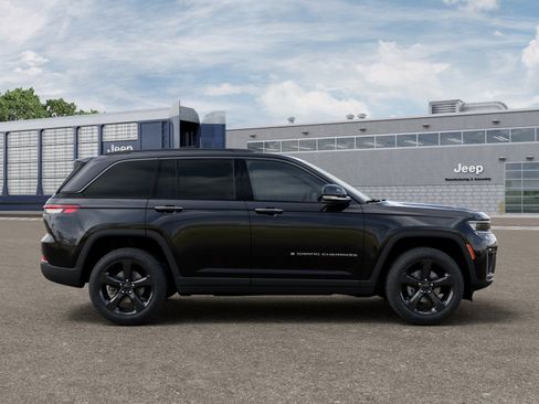 New 2026 Jeep Grand Cherokee Limited image 29