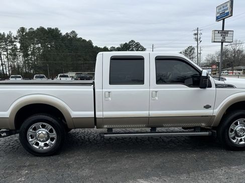 Used 2013 Ford F250 King Ranch w/ King Ranch w/Chrome Pkg image 8