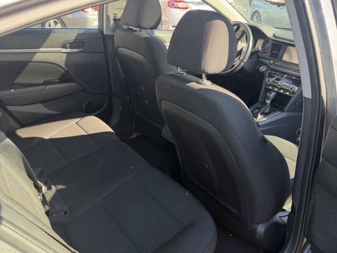 Used 2019 Hyundai Elantra Value Edition w/ Cargo Package FWD image 17