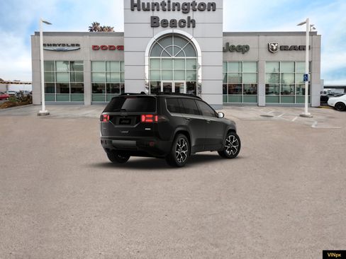 New 2026 Jeep Cherokee Overland image 7