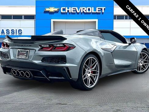 Used 2023 Chevrolet Corvette Z06 RWD image 5