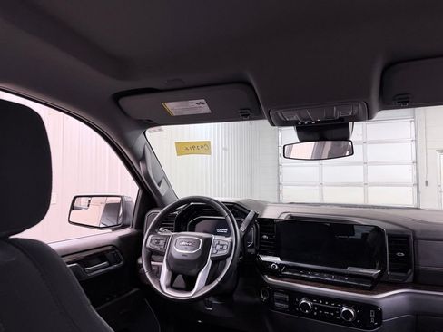 Used 2025 GMC Sierra 1500 SLE AWD/4WD image 27