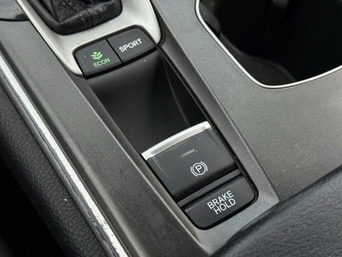 Used 2018 Honda Accord Sport image 21