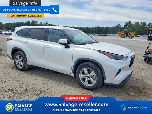 Used 2022 Toyota Highlander L FWD image 5