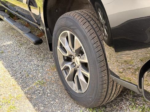 Used 2019 Chevrolet Silverado 1500 RST w/ All-Star Edition AWD/4WD image 30
