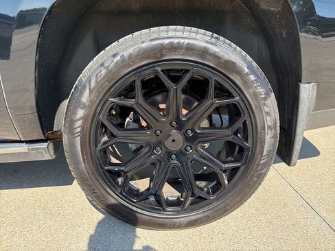 Used 2016 Cadillac Escalade ESV Premium AWD/4WD image 62