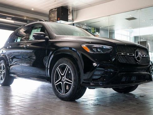 New 2026 Mercedes-Benz GLE 450e GLE 450e image 1
