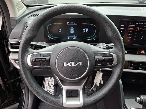 Used 2024 Kia Sportage LX AWD/4WD image 18