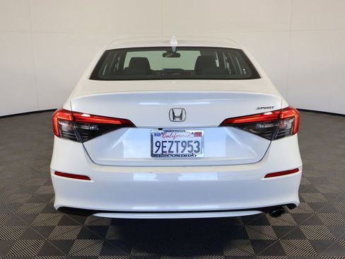 Used 2023 Honda Civic Sport image 5