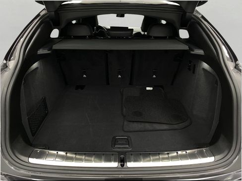 Certified 2025 BMW X4 xDrive30i image 5