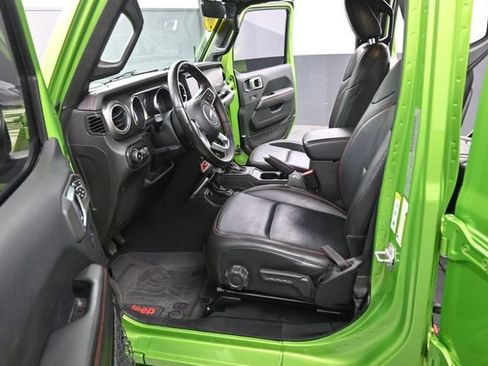 Used 2019 Jeep Wrangler Unlimited Rubicon AWD/4WD image 9