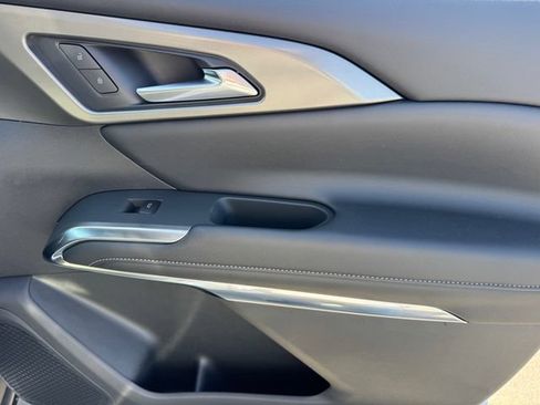 New 2026 Chevrolet Traverse LT FWD image 8