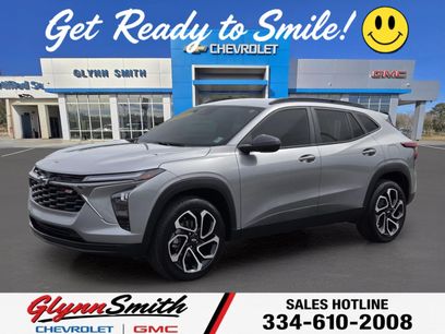 Used 2025 Chevrolet Trax RS w/ Driver Confidence Package
