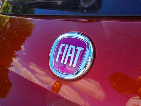 Used 2013 FIAT 500 Turbo w/ Comfort/Convenience Group image 5