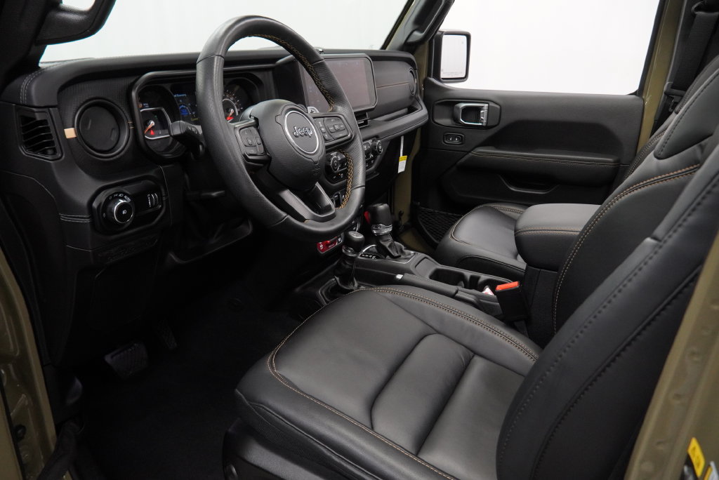 Certified 2025 Jeep Wrangler Unlimited Rubicon 392 AWD/4WD image 22