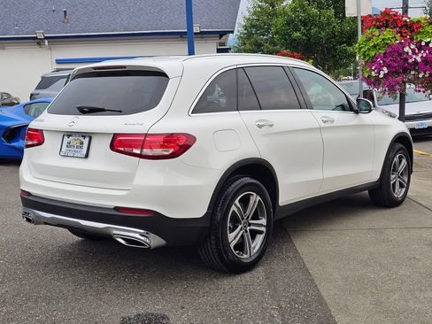 Used 2019 Mercedes-Benz GLC 300 4MATIC image 5