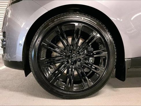 New 2026 Land Rover Range Rover Autobiography image 10