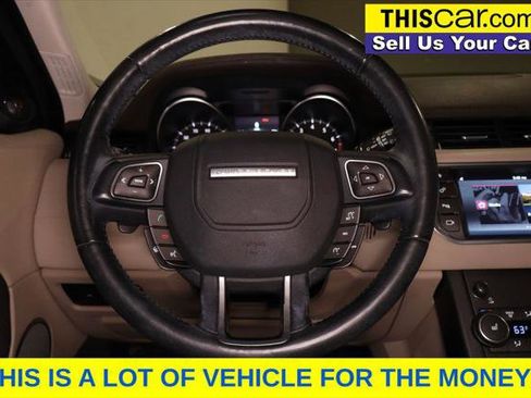 Used 2019 Land Rover Range Rover Evoque SE image 11