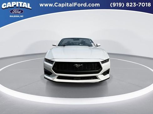 Used 2024 Ford Mustang Premium image 3