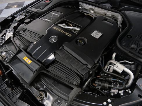 Used 2019 Mercedes-Benz AMG GT 63 image 74