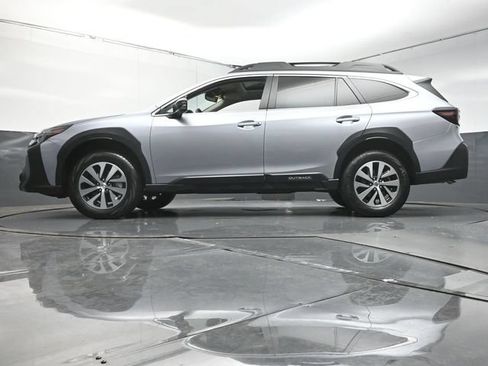 Certified 2024 Subaru Outback Premium AWD/4WD image 37