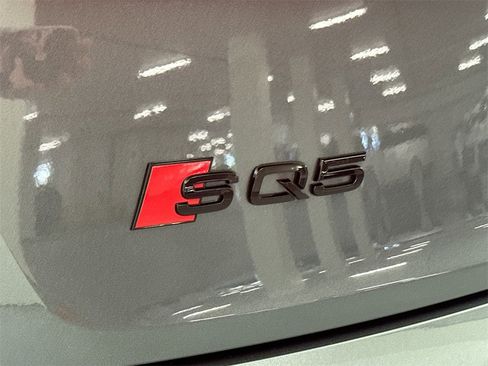 Used 2024 Audi SQ5 Prestige image 27