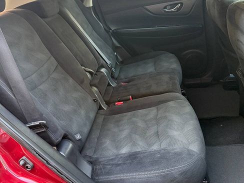 Used 2016 Nissan Rogue SV w/ SV Premium Package FWD image 15
