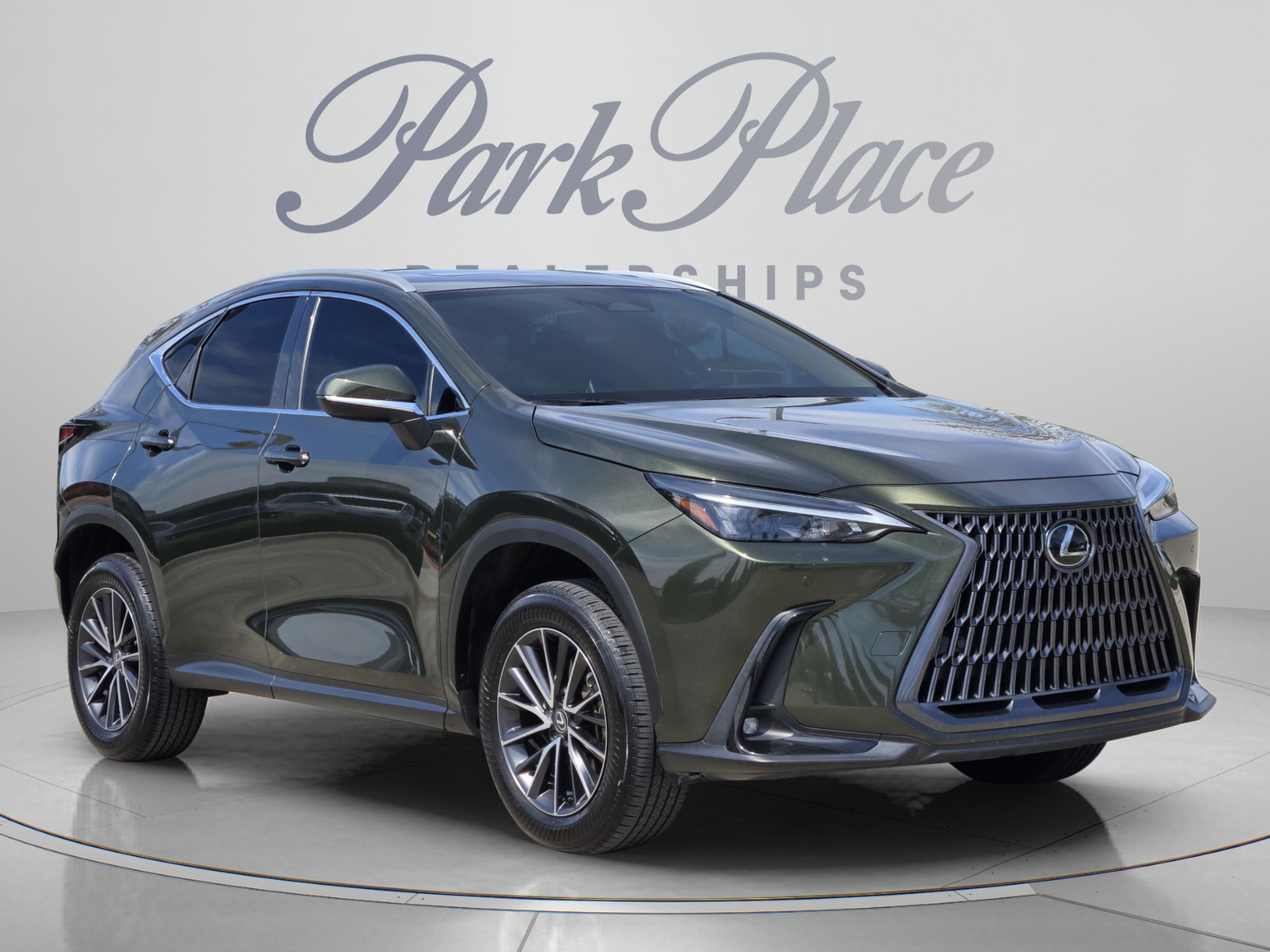 Used 2024 Lexus NX 250 FWD image 7