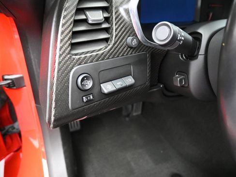 Used 2015 Chevrolet Corvette Z06 w/ 3LZ Preferred Equipment Group image 12