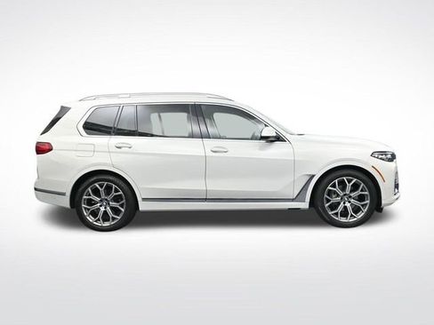 Used 2022 BMW X7 xDrive40i w/ Premium Package image 3