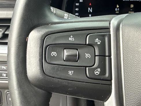 Used 2023 GMC Yukon XL SLT w/ SLT Premium Package AWD/4WD image 29