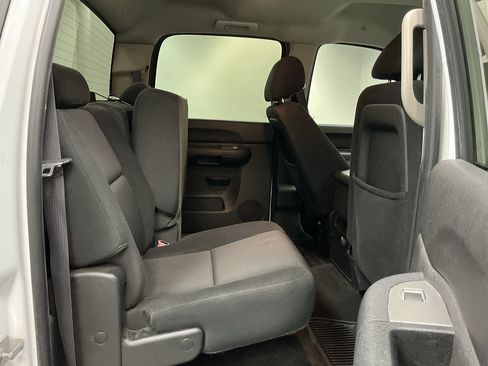 Used 2011 Chevrolet Silverado 1500 LT w/ All-Star Edition AWD/4WD image 29