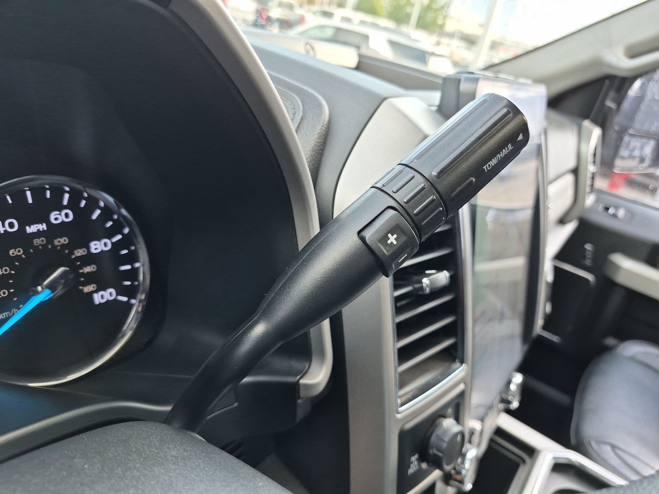 Used 2019 Ford F350 Lariat w/ Lariat Ultimate Package AWD/4WD image 27