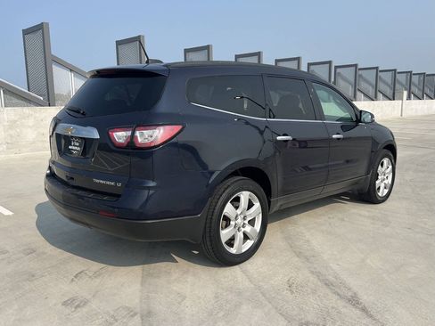 Used 2016 Chevrolet Traverse LT w/ Style and Technology Package AWD/4WD image 7