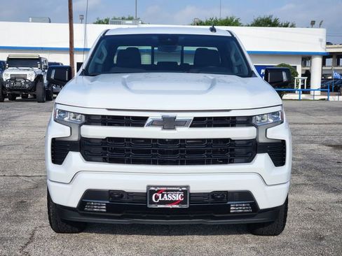 Used 2023 Chevrolet Silverado 1500 RST AWD/4WD image 2