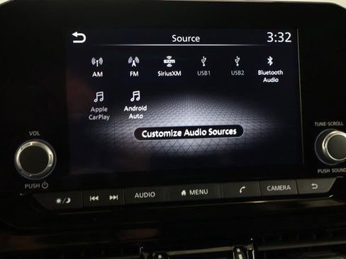 Certified 2025 Nissan Pathfinder SV w/ SV Premium Package image 22