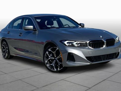 Certified 2025 BMW 330i Sedan image 3