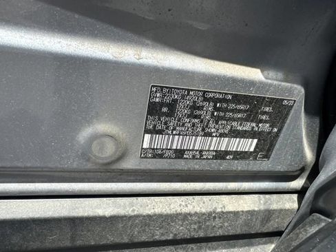 Used 2023 Toyota RAV4 LE AWD/4WD image 7