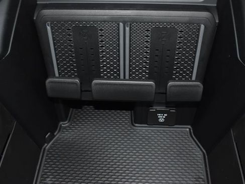 New 2026 RAM 2500 Laramie w/ Towing Technology Group image 20