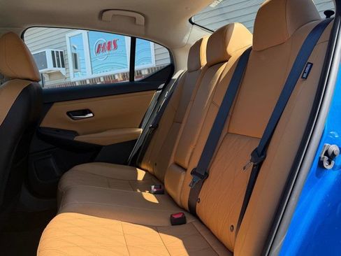 Used 2023 Nissan Sentra SV w/ SV Premium Package FWD image 28