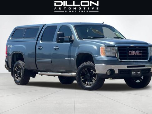 Used 2007 GMC Sierra 2500 SLT w/ Convenience Package AWD/4WD image 1