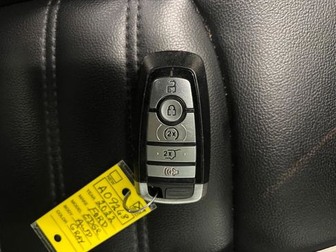 Used 2022 Ford Edge SEL w/ Convenience Package AWD/4WD image 51