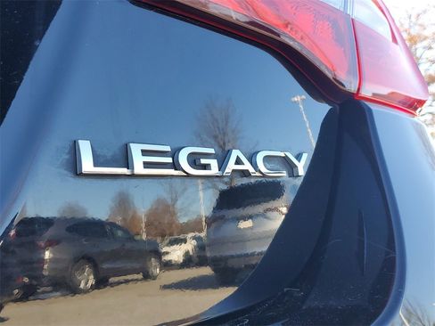 Used 2016 Subaru Legacy 2.5i Limited image 9