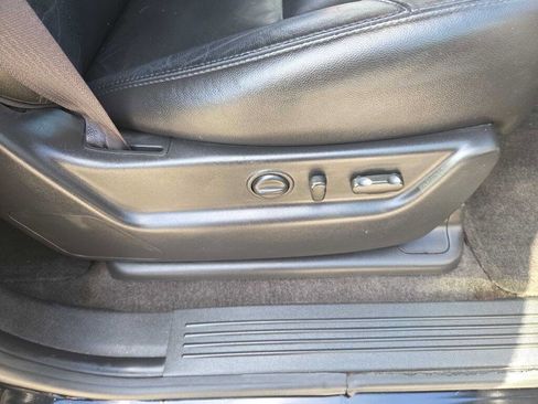 Used 2012 GMC Yukon XL SLT w/ SLT-2 Equipment Package image 37