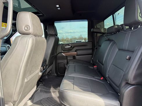 Used 2023 Chevrolet Silverado 3500 High Country w/ Z71 Off-Road Package image 17