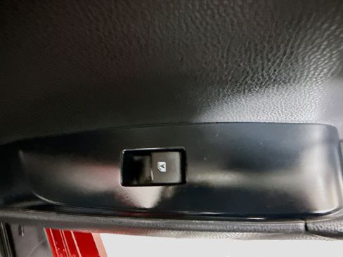 Used 2020 Toyota Camry LE FWD image 30