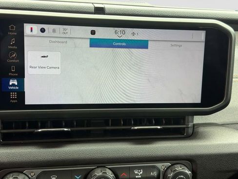 New 2026 Jeep Gladiator Sport image 20