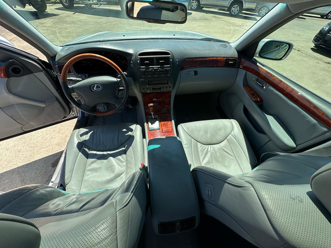Used 2004 Lexus LS 430 RWD image 55